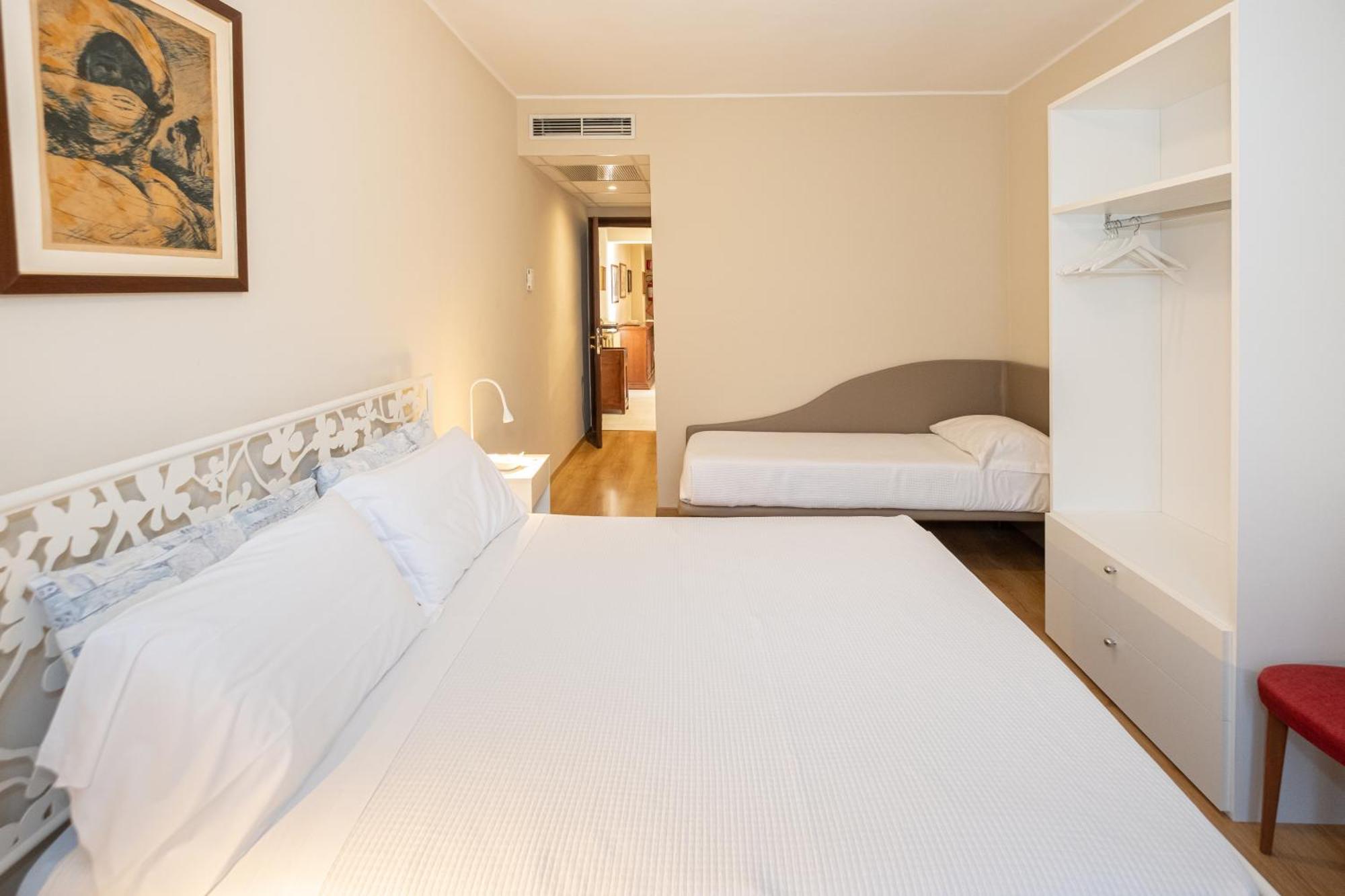 Bed and Breakfast Il Grifo Lenno Exterior foto